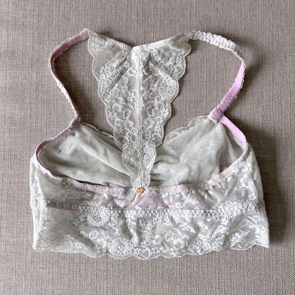 VS Pink - Light Grey stretch lace bralette (T-back) - Picture 2 of 5